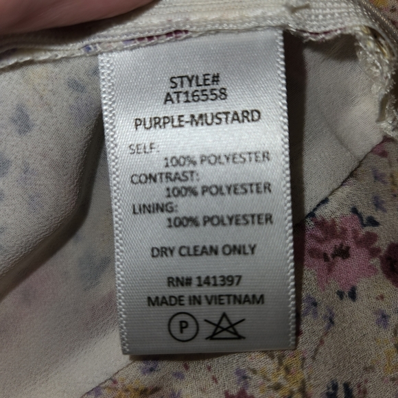 ASTR The Label Cream/Pink/Lavender Ruffle Neck/Hem Crop Top Size M Ruched Cuffs - Picture 11 of 12